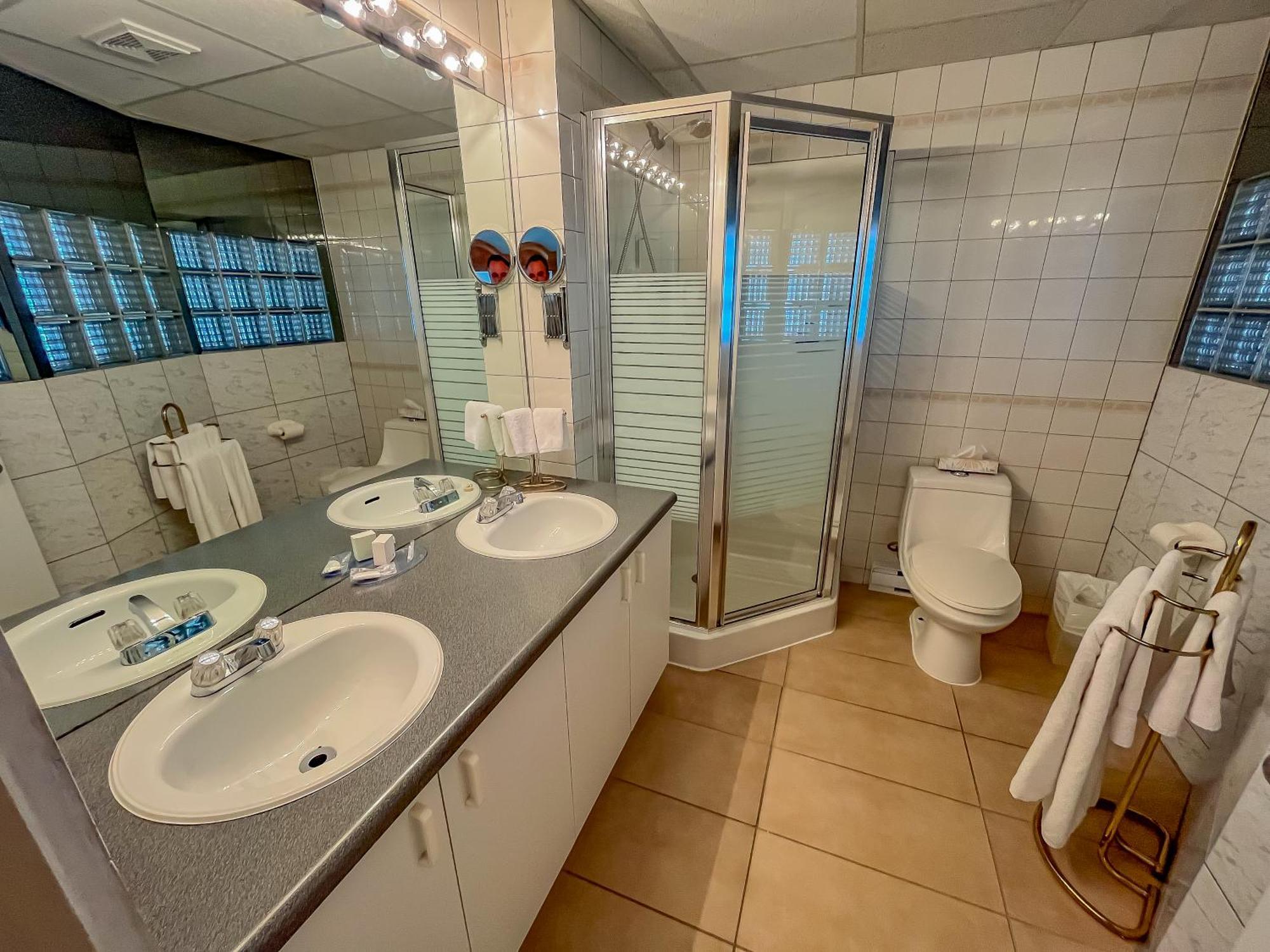 Complexe Hotelier Escoumins 3*