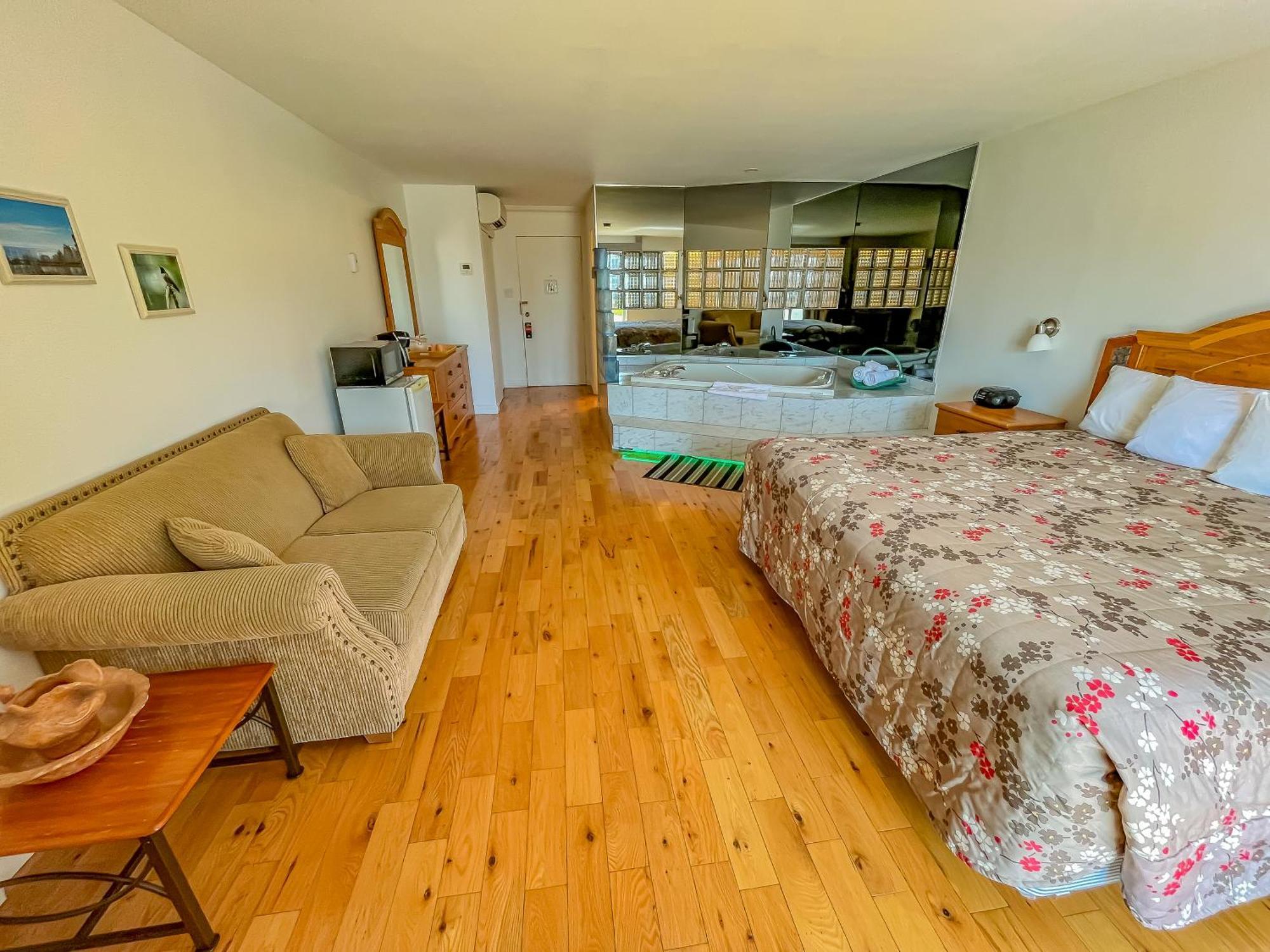 Complexe Hotelier Escoumins Motel 3*