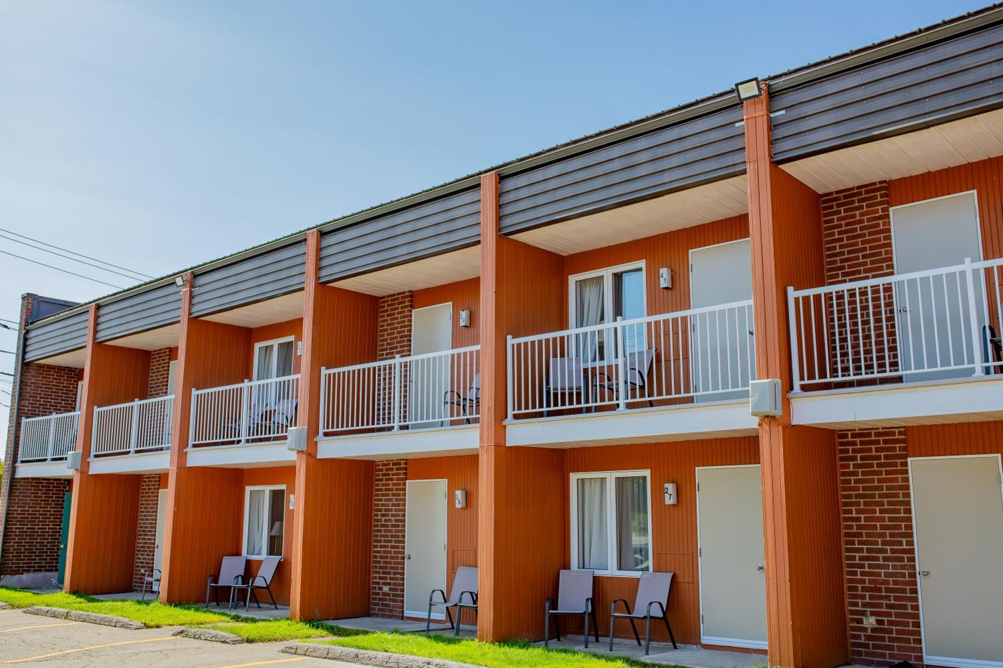Motel Complexe Hotelier Escoumins 3*